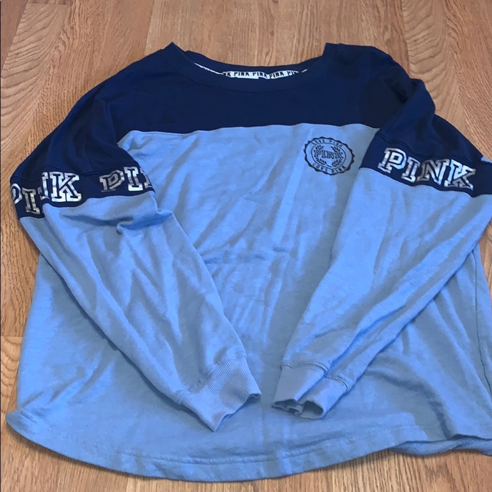 Sweater from PINK. great condition .